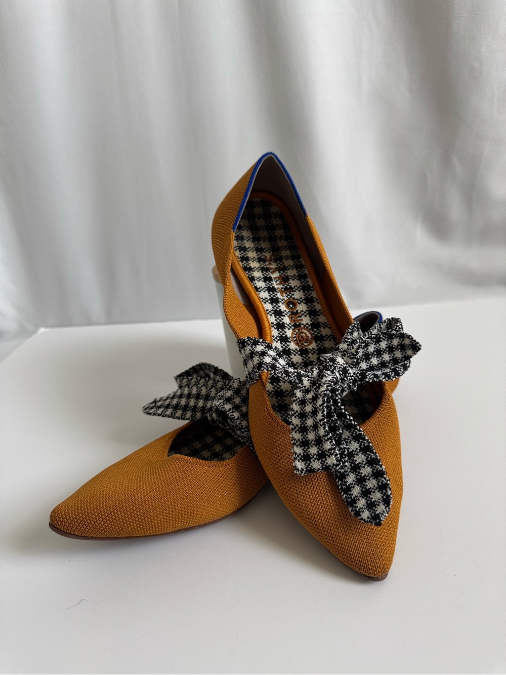 Rothy’s Women’s Mustard Pointed-Toe Bow Flats with houndstooth ties - size 10 - Picture 1 of 5